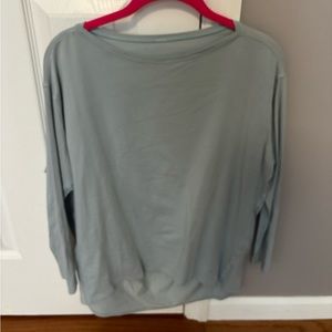 Lululemon long sleeve blue top
